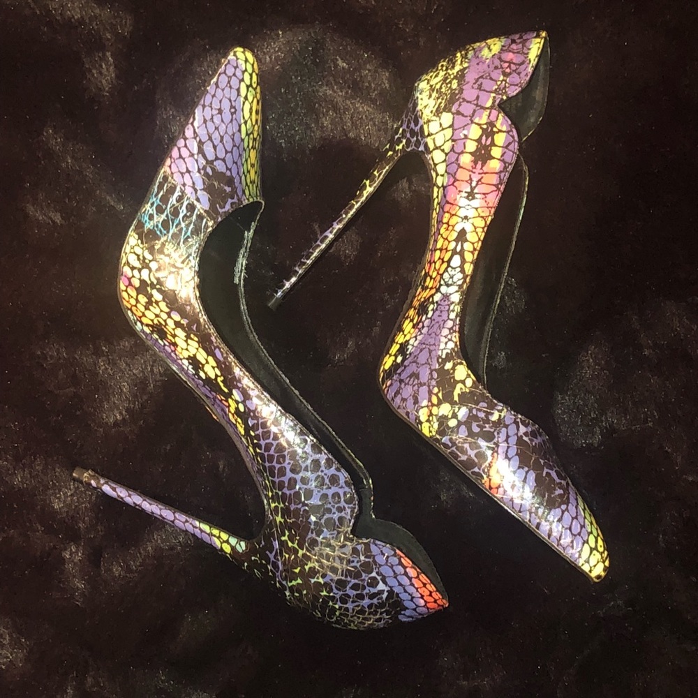 KASH PURPLE MULTI COLORED SNAKE SKIN PUMP